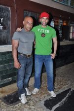 Tusshar Kapoor visits gaiety in Bandra, Mumbai on 3rd May 2013 (9).JPG
